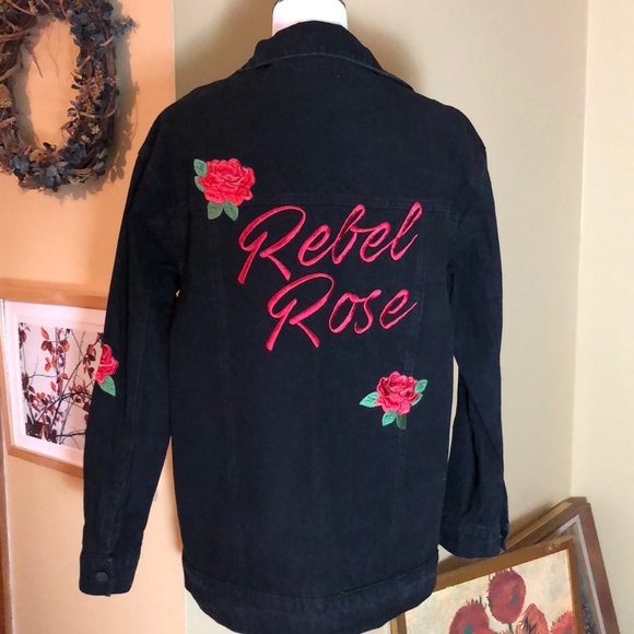 CELLO Made4You Size SMALL Rose Embroidered Denim Black Jean Jacket $74 NEW - Picture 8 of 16